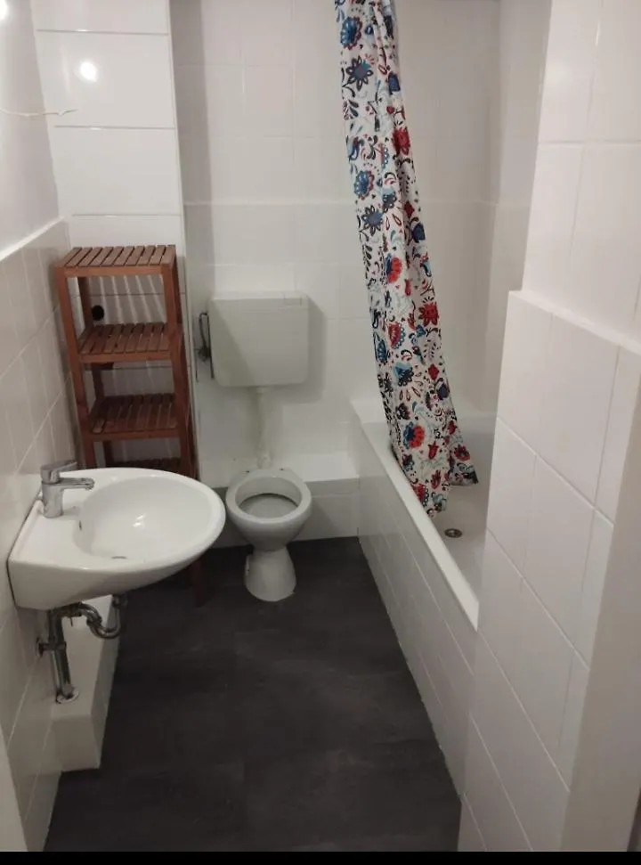 Ubytování v soukromí Zimmer In Suelz In Einer Wohnung Kolín nad Rýnem Německo